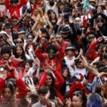 Un ‘Thriller’ en CdMx: fanáticos se reúnen para conmemorar a Michael Jackson en el Monumento a la Revolución