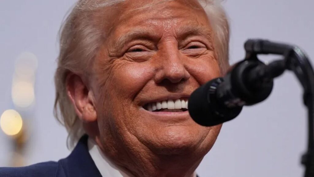 Donald Trump lanza encuesta para cambiar nombre de la Inteligencia Artificial: «Es impreciso y poco elegante»