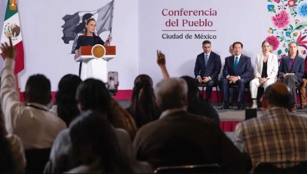 Claudia Sheinbaum pide a padres estar atentos a sus hijos y a su actividad en redes sociales
