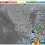 El Frente Número 2, estacionario sobre el noreste de la Península de Yucatán