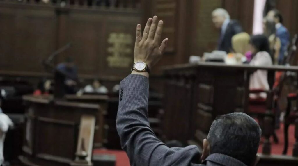 Congreso de Michoacán se aprueba último incremento antes de recortes por Plan B