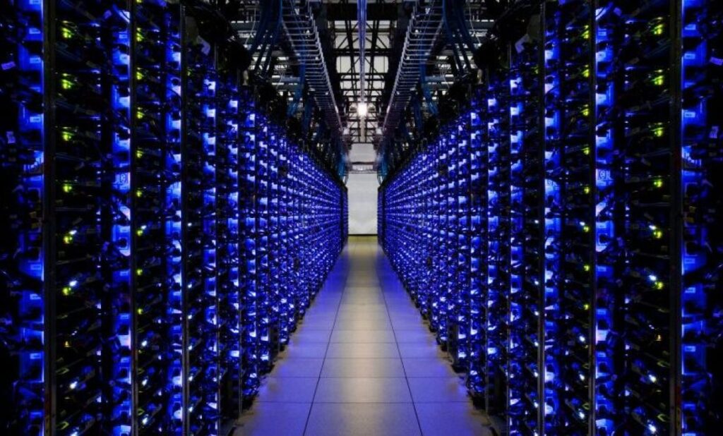 Centros de datos generan cerca de mil 400 empleos en Querétaro